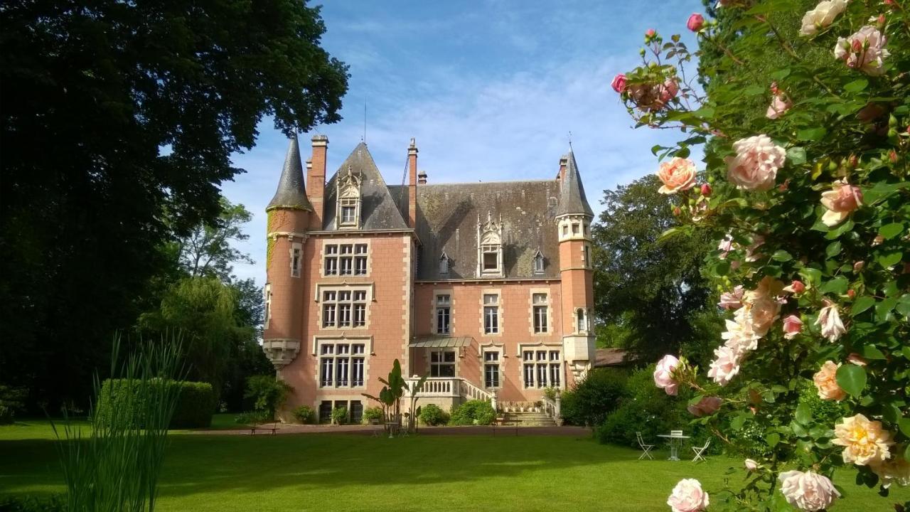 Chateau De La Vernede, La Grande Vernede Saint-Remy-de-Chargnat Exterior photo